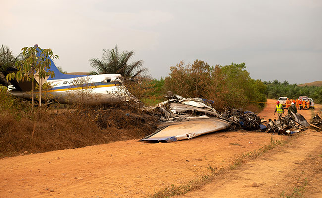 Twelve Dead In Colombia Plane Crash