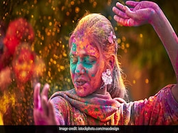 Holi 2019: Tips To Celebrate Toxin-Free Organic Holi - How To Make Skincare Scrubs And Natural Holi Colours Holi 2019: Tips To Celebrate Toxin-Free Organic Holi - How To Make Skincare Scrubs And Natural Holi Colours