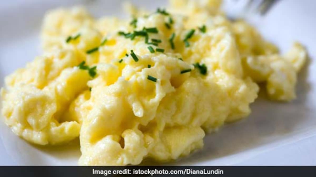 Breakfast Special How To Make Fluffy Scrambled Eggs NDTV Food