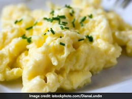 Breakfast Special: How To Make Fluffy Scrambled Eggs
