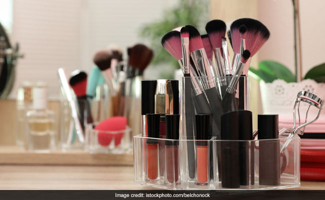 10 Best-Selling Beauty Products On Amazon That Are All Under Rs 300