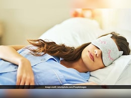 World Sleep Day 2026: 7 आदतें जो चुपचाप आपकी नींद को करती हैं खराब