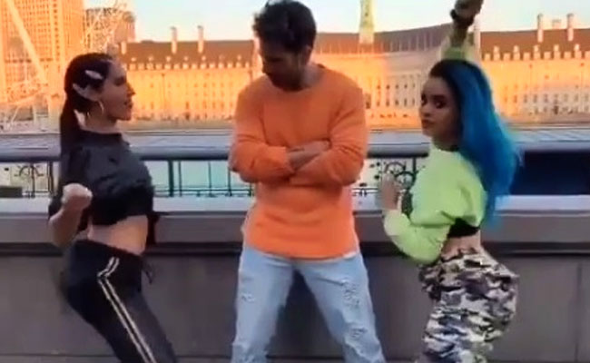 Video: नोरा फतेही ने वरुण धवन को दिखाया ऐसा धांसू डांस, नर्वस होकर कर बैठे कुछ ऐसा...
