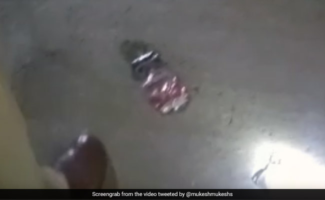 10 रुपए महंगी बियर की बोतल बेचने पर बदमाश ने मारी गोली, सेल्समैन की हुई मौत- Video