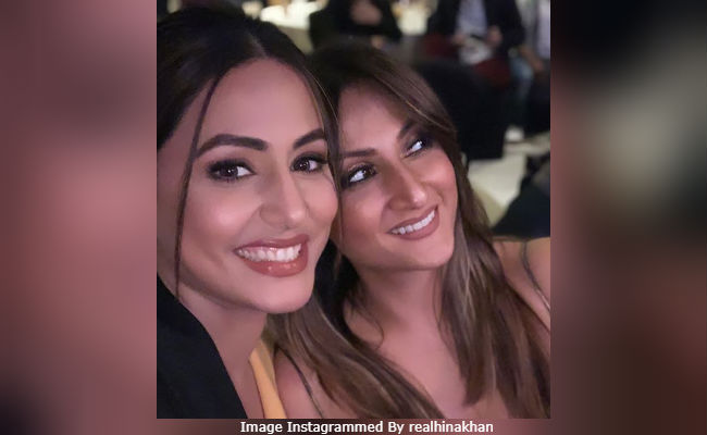 'When Komolika Met Komolika': Hina Khan Shares Pic With Original <i>Kasautii Zindagii Kay</i> Star Urvashi Dholakia