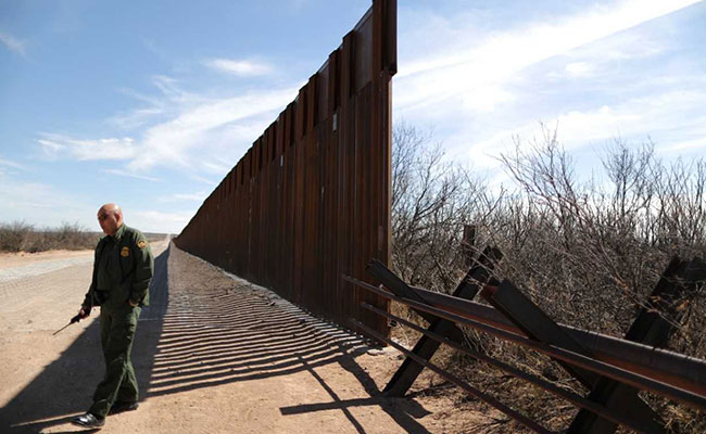 Trump "Wall" In Desolate Stretch Of New Mexico Has Some Asking: Why Here?