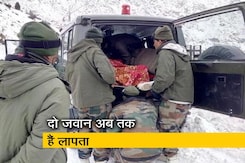हिमाचल प्रदेश : बर्फीले तूफान में फंसे चौथे जवान का शव निकाला गया हिमाचल प्रदेश : बर्फीले तूफान में फंसे चौथे जवान का शव निकाला गया