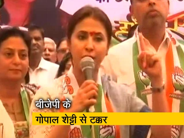 चुनावी रण में उर्मिला मातोंडकर, शुरू किया प्रचार