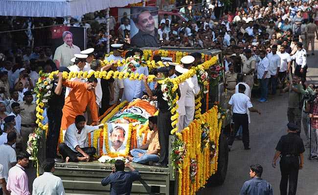Manohar Parrikar Cremated With State Honours, Thousands Join Procession