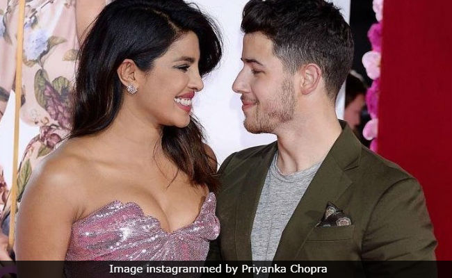 Priyanka Chopra Agrees That Nick Jonas' Ex Miley Cyrus' Insta Posts Are Lit