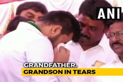 HD Deve Gowda, Grandson Weep At Event; "First Drama For 2019," Tweets BJP HD Deve Gowda, Grandson Weep At Event; "First Drama For 2019," Tweets BJP