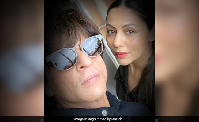 Shah Rukh Khan's Post On World Theatre Day Comes With A Special Message For Gauri Khan
