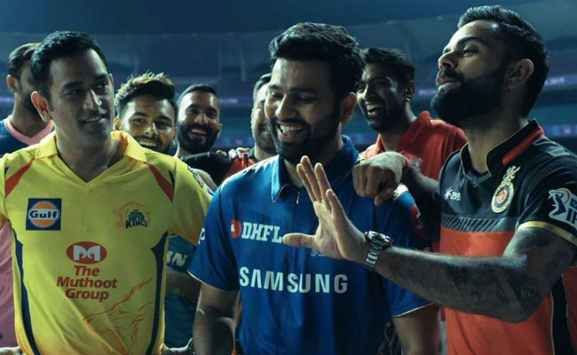 IPL 2019: धोनी, रोहित और विराट को नाम बताने लगा ये खिलाड़ी तो बोले- नेम छोड़ गेम दिखा- देखें Video