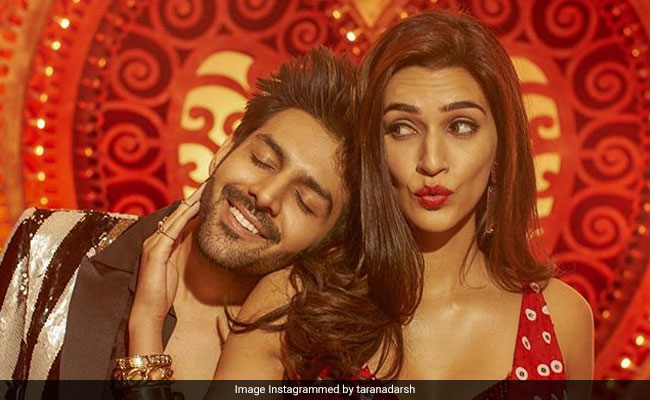 <i>Luka Chuppi</i> Box Office Collection Day 2: Kartik Aaryan And Kriti Sanon's Film 'Zooms Upwards,' Collects Rs 18 Crore