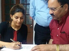 Lok Sabha Election 2019: Sapna Choudhary कांग्रेस में हुईं शामिल, इस सीट से लड़ सकती हैं चुनाव Lok Sabha Election 2019: Sapna Choudhary कांग्रेस में हुईं शामिल, इस सीट से लड़ सकती हैं चुनाव