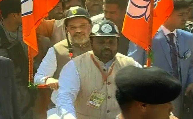 बीजेपी अध्यक्ष अमित शाह बोले- कांग्रेस में जवानों के खून का बदला लेने की हिम्मत नहीं