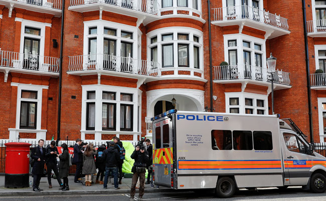 United States Seeks Extradition Of WikiLeaks Founder Julian Assange