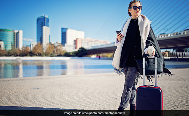 6 Sleek Strolleys To Look Stylish When Travelling