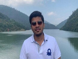 Exclusive: IAS परीक्षा में कामयाबी का परचम लहराने वाले शुभम की पूरी कहानी Exclusive: IAS परीक्षा में कामयाबी का परचम लहराने वाले शुभम की पूरी कहानी