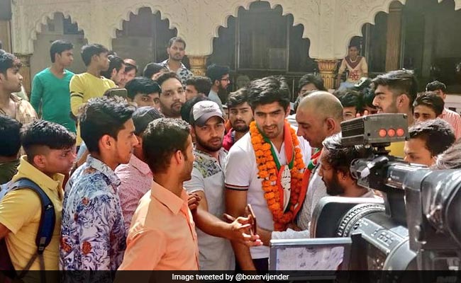 Lok Sabha Polls 2019: Congress Candidates Hold Voter Outreach Programmes In Delhi