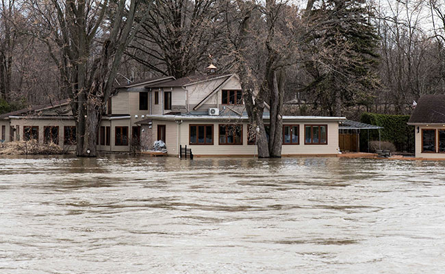 Over 1,500 People Evacuated After Flooding In Canada