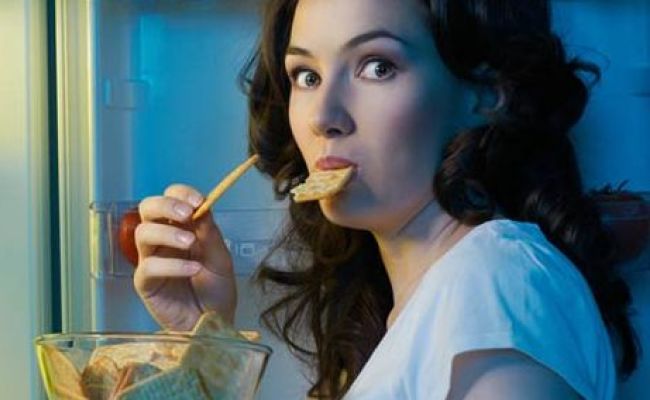 Weight Loss: It is important to eat healthy foods and at a slow pace