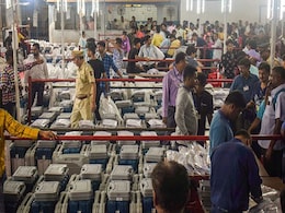 मध्य प्रदेश की खजुराहो सीट पर'बहूरानी' बनाम 'जमाई' की जंग, पढ़ें- किसका पलड़ा है भारी मध्य प्रदेश की खजुराहो सीट पर'बहूरानी' बनाम 'जमाई' की जंग, पढ़ें- किसका पलड़ा है भारी