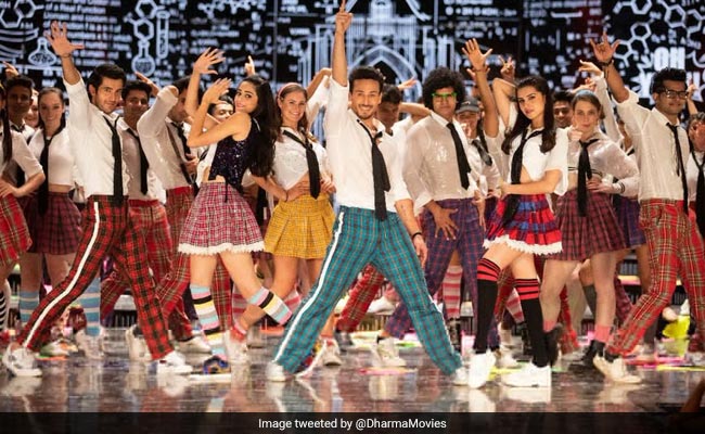 <I>Student Of The Year 2</i>'s <I>The Jawaani Song</i>: Sorry, Tara Sutaria And Ananya Panday, There's No Competing With Tiger Shroff