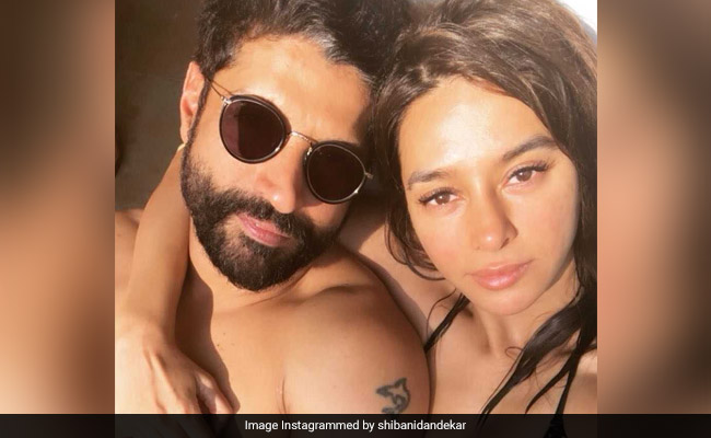 Pics From Shibani Dandekar And Farhan Akhtar's Mexico Holiday Go Viral. See Inside