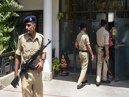 "Broke Down Door At 3:30 am": Ex-Kamal Nath Aide Alleges Raids Political "Broke Down Door At 3:30 am": Ex-Kamal Nath Aide Alleges Raids Political