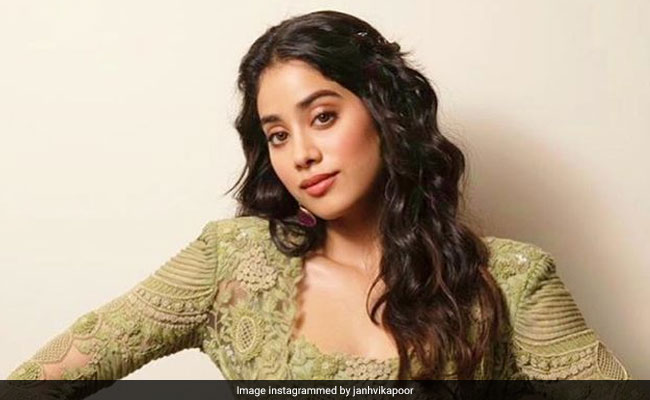 Janhvi Kapoor Says This Actor Probably Thinks She's A 'Creep'