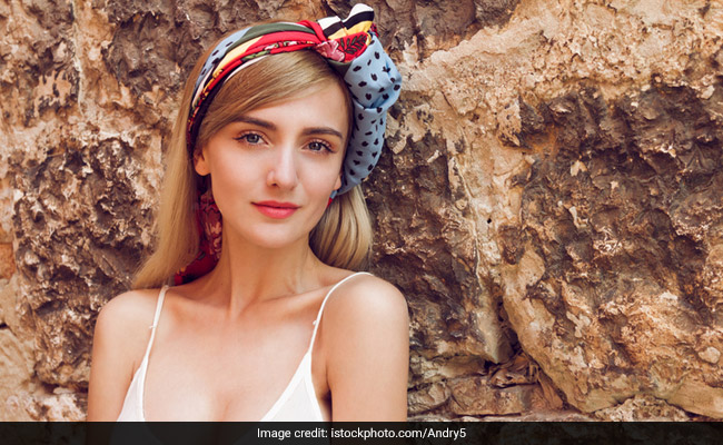 8 Scarf Hairbands To Upgrade Your Summer Hairstyle