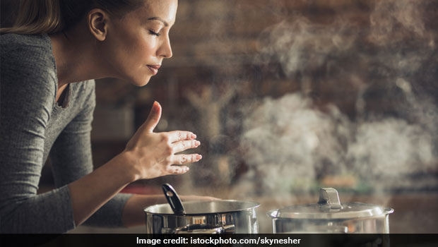 Your Nose And Tongue Can Both "Smell" Your Food, Finds Study