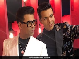 Meet Karan Johar's Wax Double At Madame Tussauds Singapore. Kajol, Shweta Bachchan Nanda Are Cheerleaders Meet Karan Johar's Wax Double At Madame Tussauds Singapore. Kajol, Shweta Bachchan Nanda Are Cheerleaders