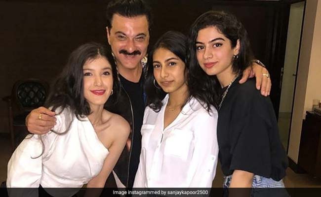 Khushi And Shanaya Are Sanjay Kapoor's TGIF 'Angels'. Pics Here