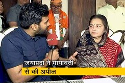 आजम खान के बयान पर बवाल, जयाप्रदा ने मायावती से मदद की अपील की आजम खान के बयान पर बवाल, जयाप्रदा ने मायावती से मदद की अपील की