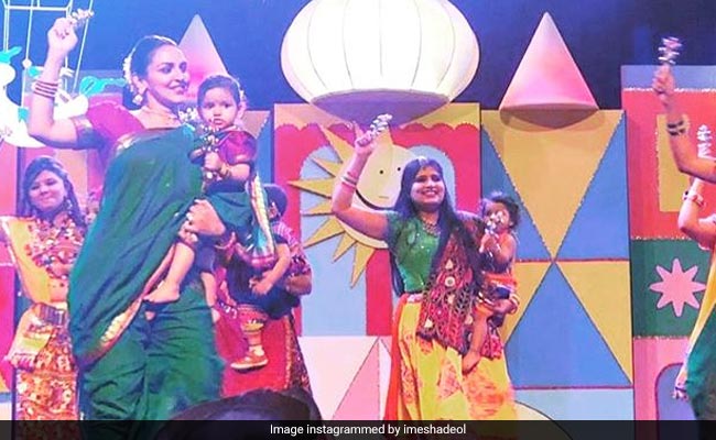 Pregnant Esha Deol Joins Daughter Radhya's First Dance Performance At School. See Pics