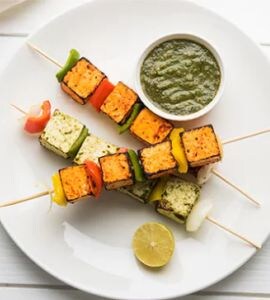 Mess-Free Snacks You Can Serve At Your Pool Party Mess-Free Snacks You Can Serve At Your Pool Party