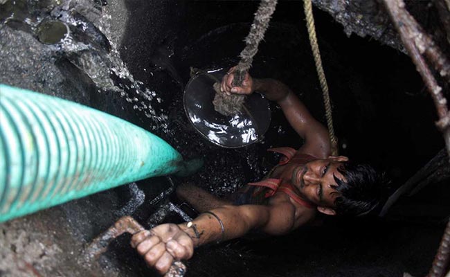 801 Workers Died Cleaning Sewers Since 1993: Central Panel Chief