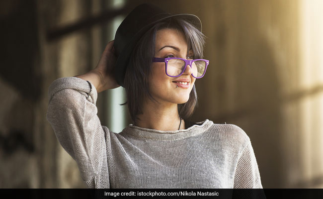 7 Colourful Spectacle Frames To Give Yourself A Brand New Look