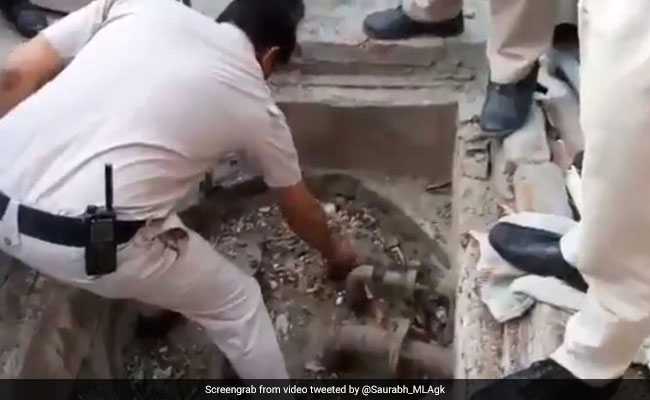 "Ticking Time Bomb": Fuel Tank Found In South Delhi School