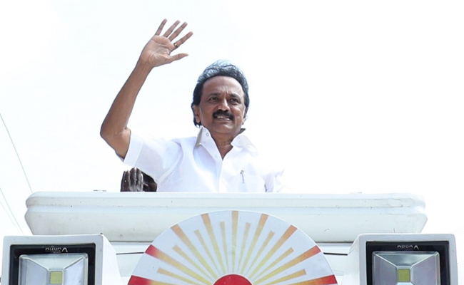 Tamil Should Be Official Language In Central Government Offices: DMK