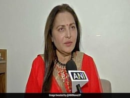 गैर जमानती वारंट के बावजूद अदालत में पेश नहीं हुईं पूर्व सांसद जयाप्रदा गैर जमानती वारंट के बावजूद अदालत में पेश नहीं हुईं पूर्व सांसद जयाप्रदा