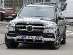 2019 Mercedes-Benz GLS Spotted Testing Ahead Of New York Auto Show Debut