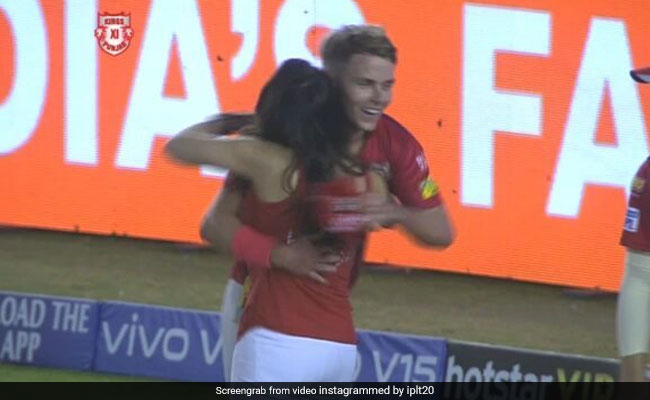 प्रीति जिंटा को  IPL में मिली ऐसी खुशी लगीं झूमकर नाचने, खिलाड़ियों संग Video हुआ वायरल