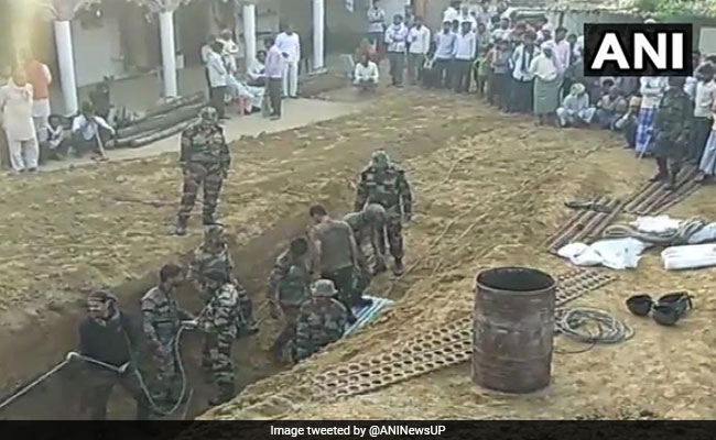 Girl Stuck In 60-Foot-Deep Borewell For 2 Days, Rescue Ops On