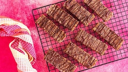 How To Tell If A Snack Is Really High-Protein: Nutritionist Shares 5-Second Hack