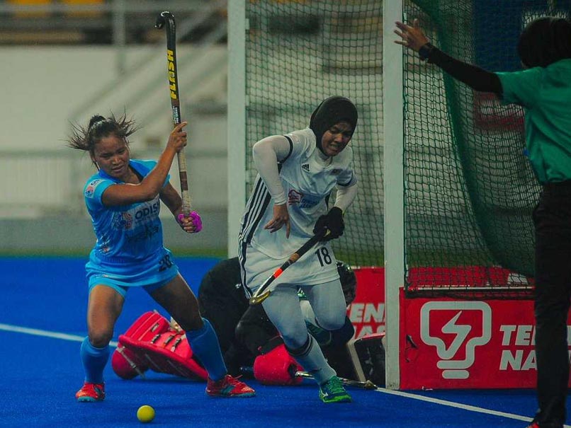 HOCKEY: भारतीय बालाओं ने मलेशिया को बड़े अंतर से  पीटा