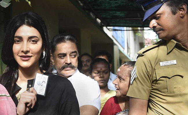 General Elections 2019: "Today Is The Day" - Kamal Haasan, Daughter Shruti Vote Early In Chennai