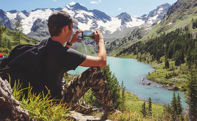 बिना वीजा के भारतीय लड़की से शादी करने के बाद छिपकर रह रहा था विदेशी टूरिस्ट, पुलिस ने किया ऐसा